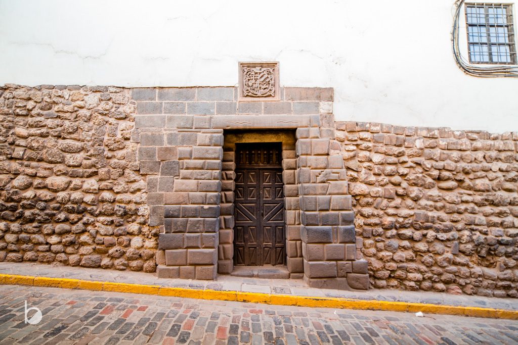 El dintel.